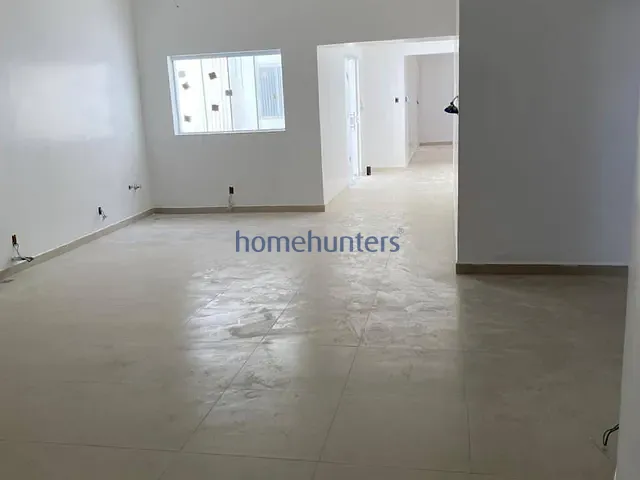 Casa com 372m², para alugar, no bairro Jardim Guanabara em Campinas