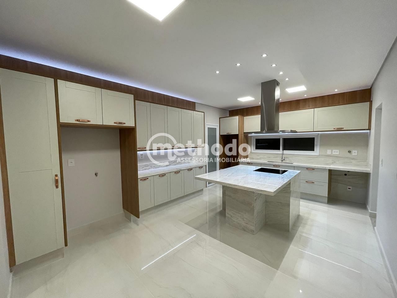 Casa, 4 quartos, 468 m² - Foto 3