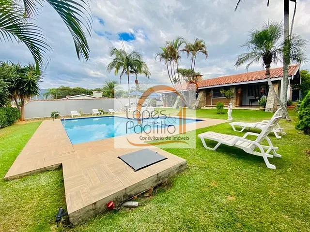 Casa com 1080m² 4 quartos e 2 banheiros, à venda, no bairro Nova Gardênia em Atibaia