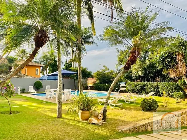 Casa com 1080m² 4 quartos e 2 banheiros, à venda, no bairro Nova Gardênia em Atibaia