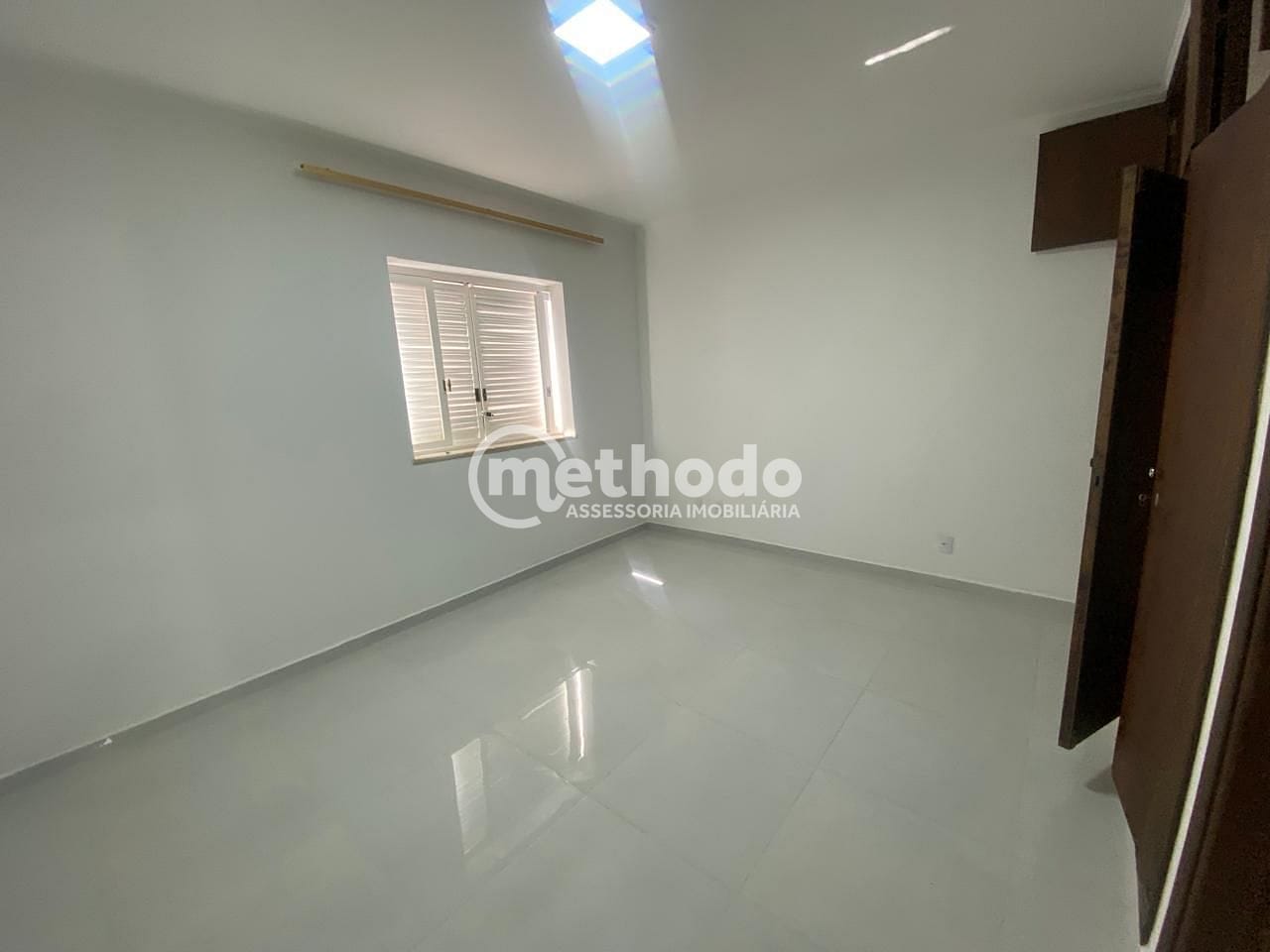 Casa, 4 quartos, 244 m² - Foto 8
