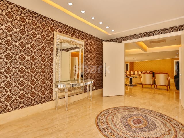 Casa com 897m² 4 quartos e 7 banheiros, à venda, no bairro Alphaville em Santana de Parnaíba
