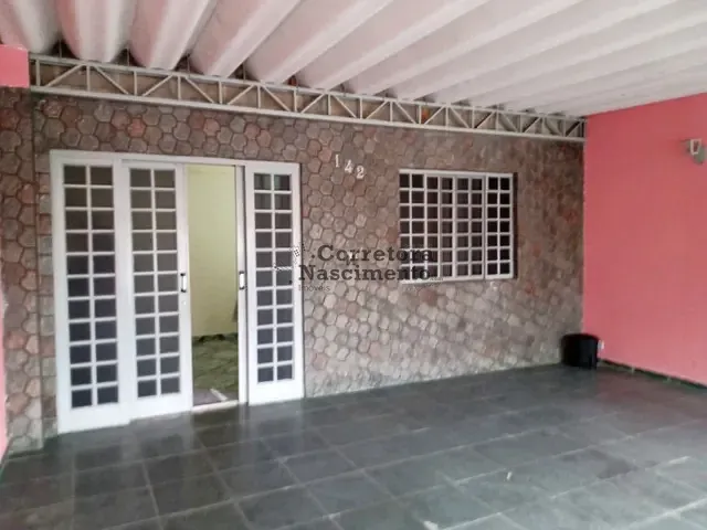 Casa com 126m² 2 quartos e 1 banheiro, à venda, no bairro Jardim Santa Marina em Jacareí