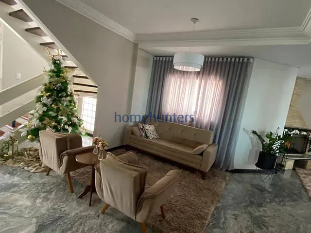 Casa com 617m² 5 quartos e 6 banheiros, à venda, no bairro Jardim Recanto em Valinhos