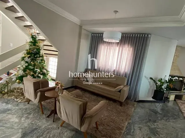 Casa com 617m² 5 quartos e 6 banheiros, à venda, no bairro Jardim Recanto em Valinhos