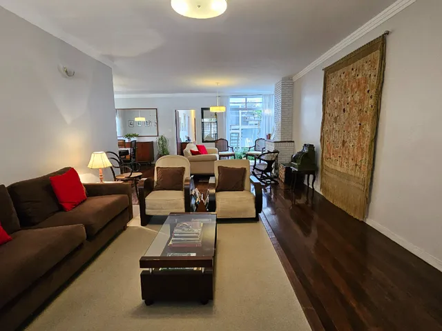 Foto do Casa - Casa para venda em Vila Cordeiro com 3 quartos, sendo 3 suítes, 372m² | Lares e Andares Imóveis