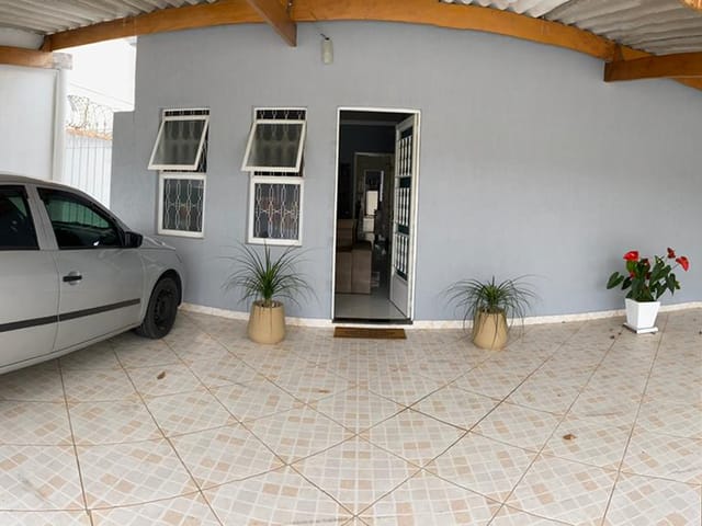 Casa com 250m² 3 quartos e 2 banheiros, à venda, no bairro Jardim Jaraguá em Taubaté