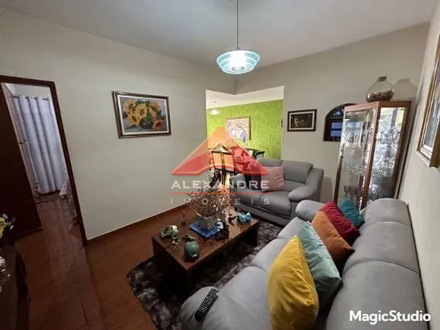 Casa com 125m² 2 quartos e 1 banheiro, à venda, no bairro Jardim Ismênia em São José dos Campos