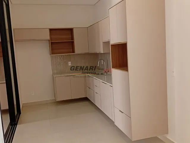 Casa com 203m² 3 quartos e 2 banheiros, à venda, no bairro Loteamento Park Gran Reserve em Indaiatuba