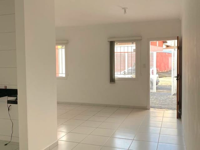Casa com 125m² 3 quartos e 1 banheiro, à venda, no bairro Residencial Jardim Aurora em Pindamonhangaba