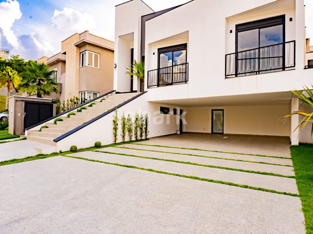 Casa com 465m² 4 quartos e 6 banheiros, para alugar, no bairro Tamboré em Santana de Parnaíba