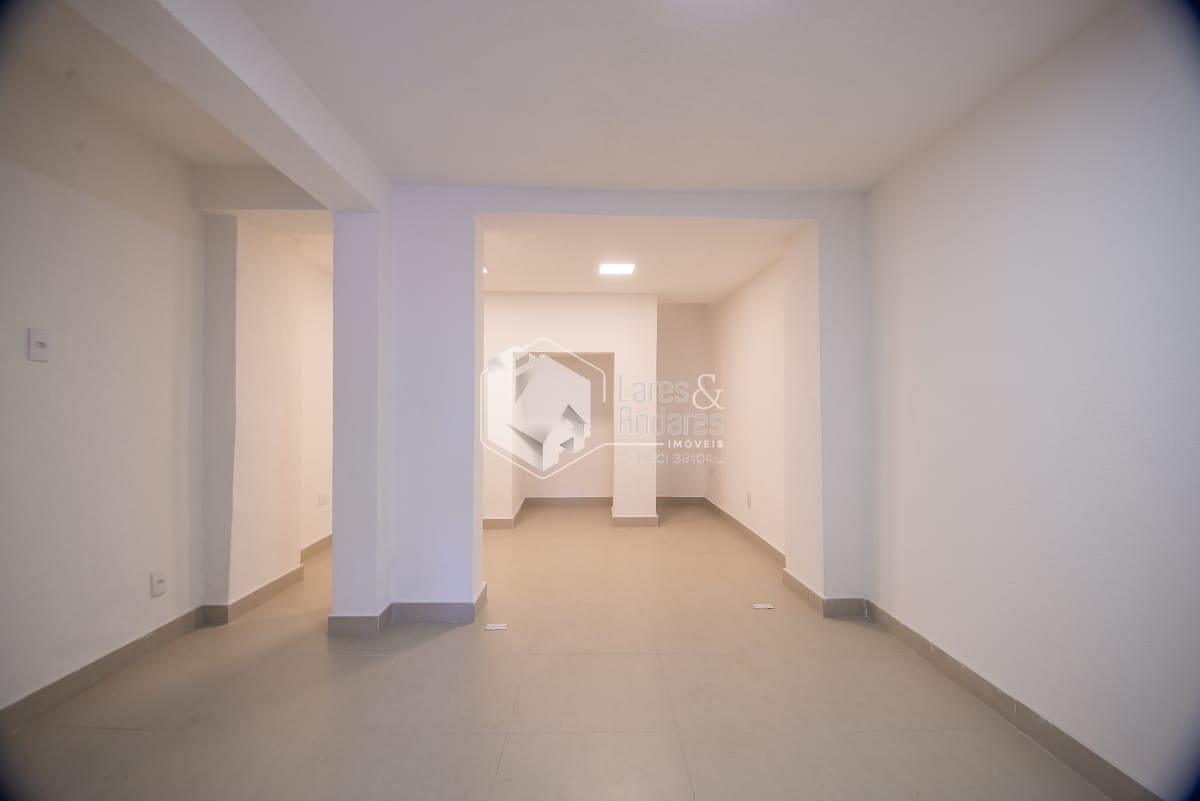 Casa à venda com 3 quartos, 200m² - Foto 62