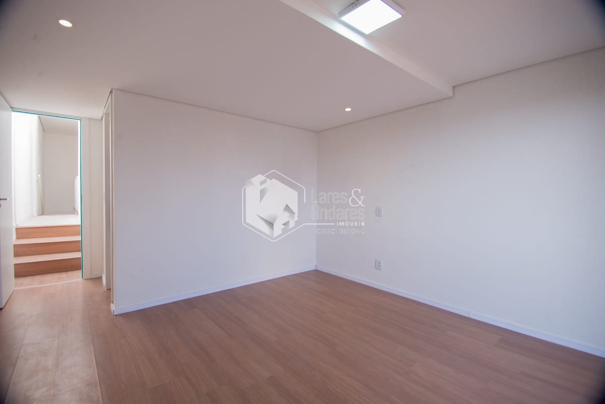 Casa à venda com 3 quartos, 200m² - Foto 46