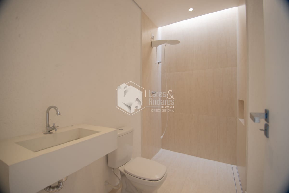 Casa à venda com 3 quartos, 200m² - Foto 54