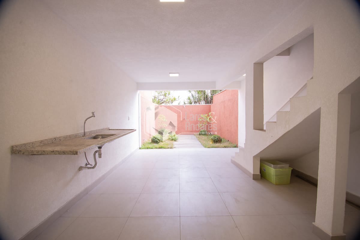 Casa à venda com 3 quartos, 200m² - Foto 71