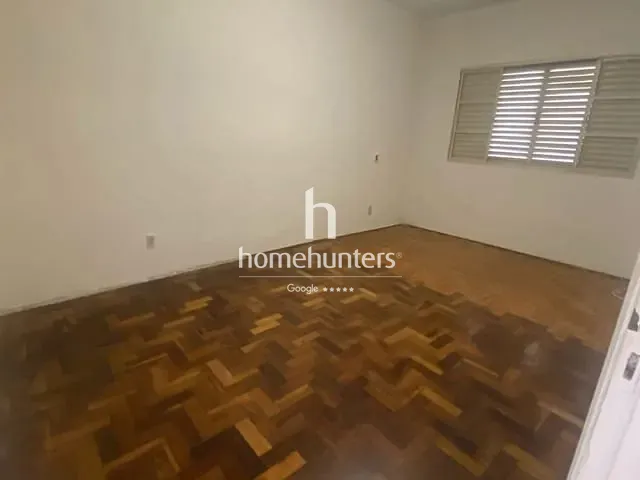 Casa com 275m² 3 quartos e 3 banheiros, à venda, no bairro Vila Joaquim Inácio em Campinas