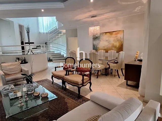Casa com 610m² 4 quartos e 6 banheiros, à venda, no bairro Jardim Paiquerê em Valinhos