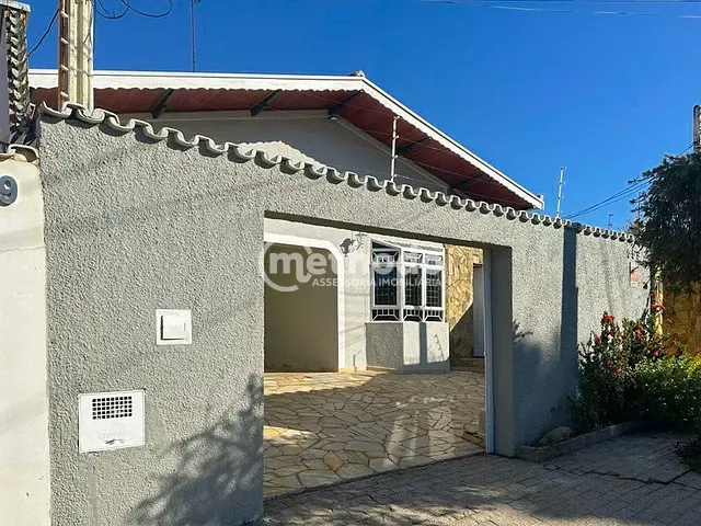 Casa com 298m² 4 quartos e 3 banheiros, à venda, no bairro Parque Taquaral em Campinas
