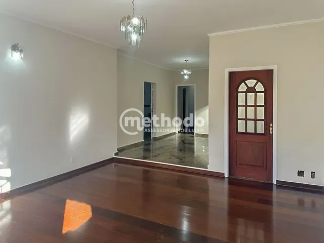 Casa com 298m² 4 quartos e 3 banheiros, à venda, no bairro Parque Taquaral em Campinas