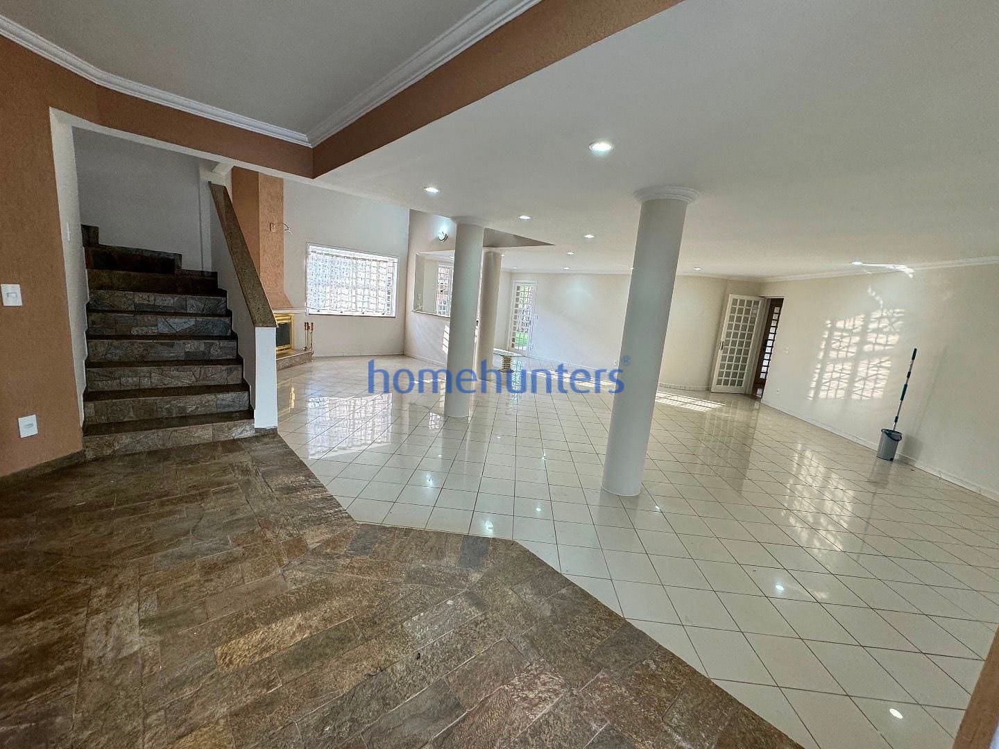 Casa para alugar com 7 quartos, 512m² - Foto 63