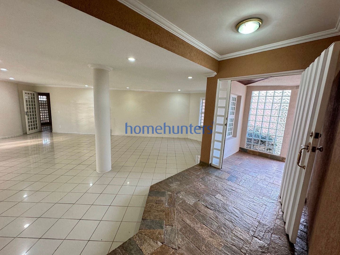Casa para alugar com 7 quartos, 512m² - Foto 62