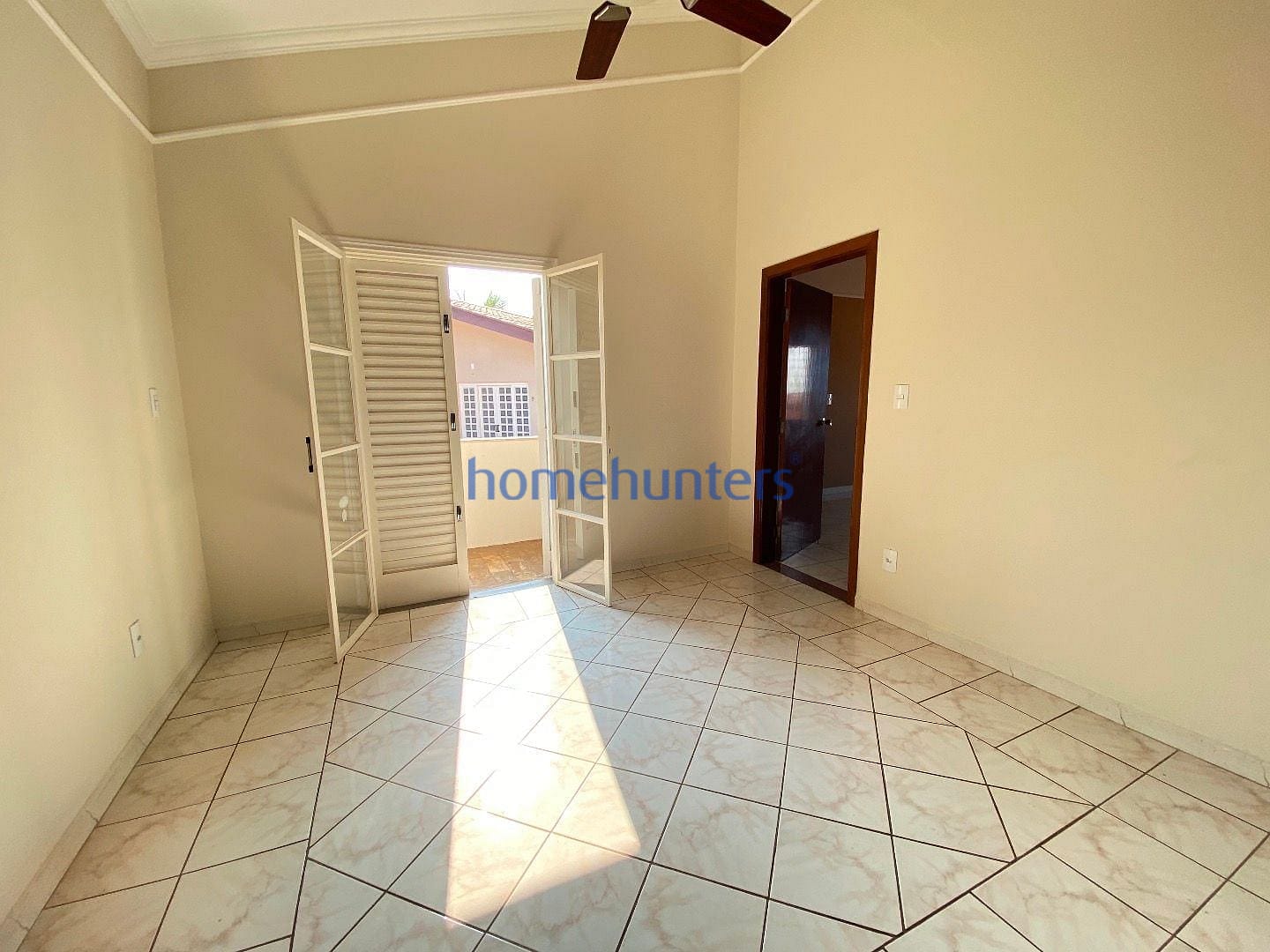 Casa para alugar com 7 quartos, 512m² - Foto 48