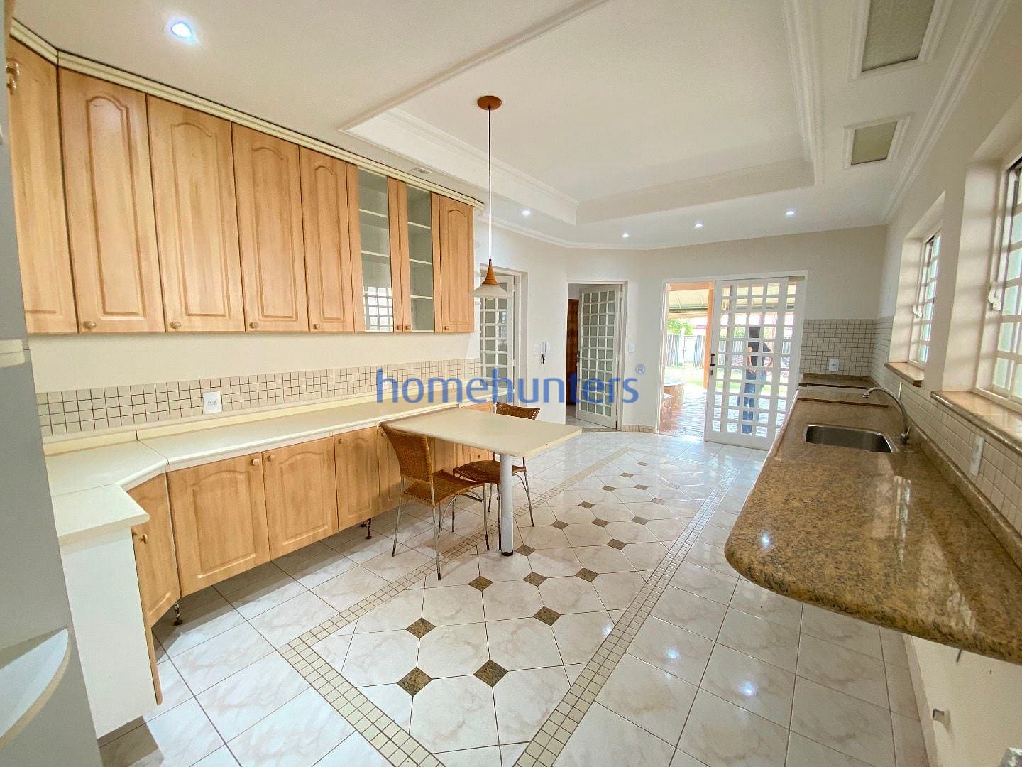 Casa para alugar com 7 quartos, 512m² - Foto 17