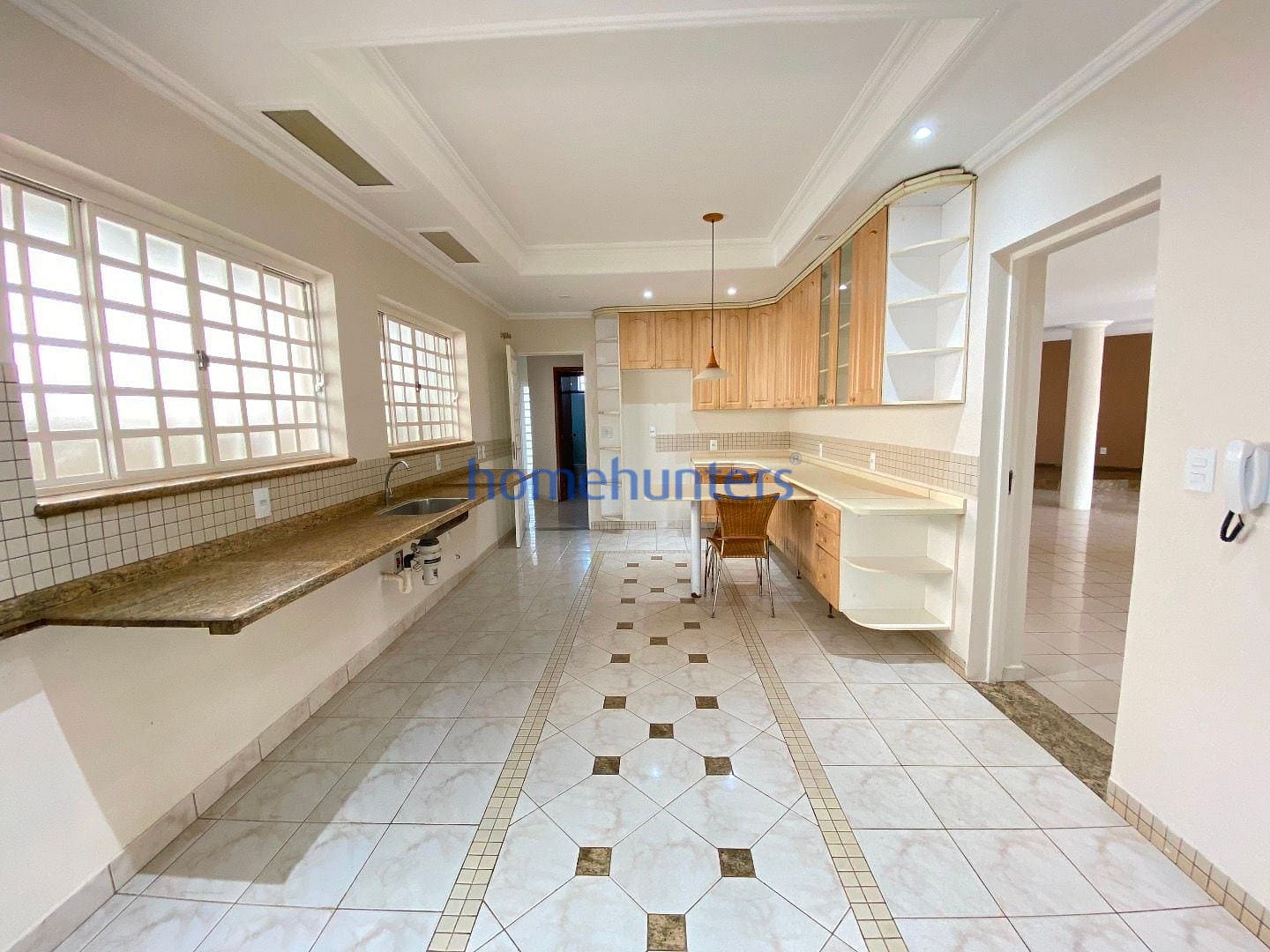 Casa para alugar com 7 quartos, 512m² - Foto 16