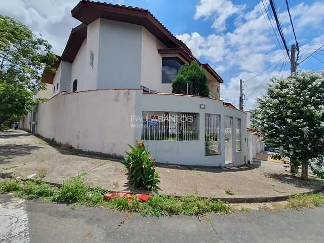 Casa com 250m² 4 quartos e 4 banheiros, à venda, no bairro Jardim Dois Corações em Sorocaba