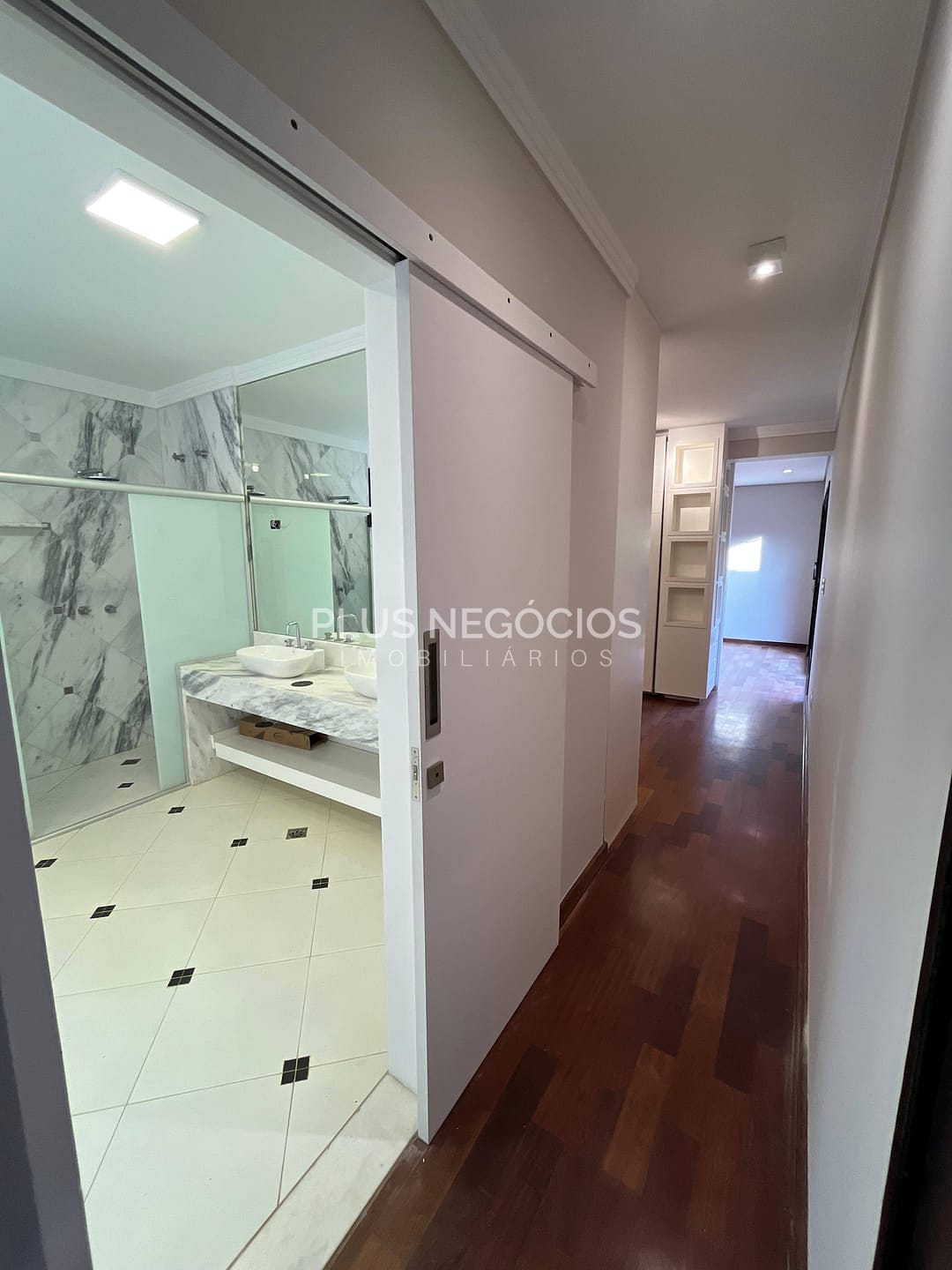 Casa, 5 quartos, 650 m² - Foto 26