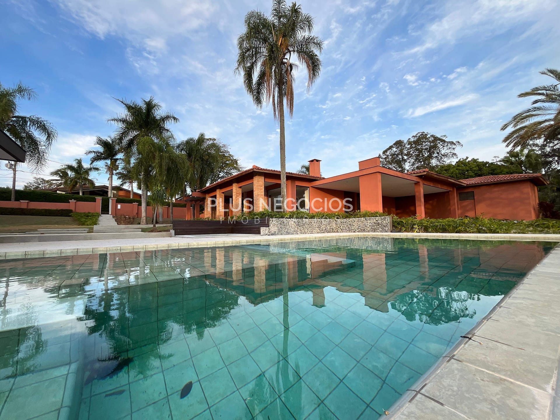 Casa, 5 quartos, 650 m² - Foto 1