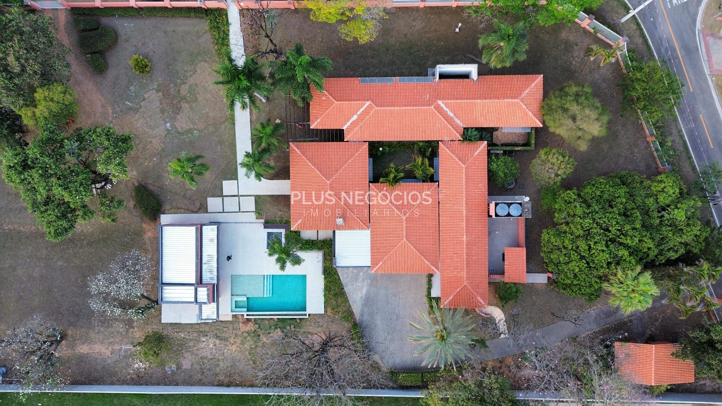 Casa, 5 quartos, 650 m² - Foto 13