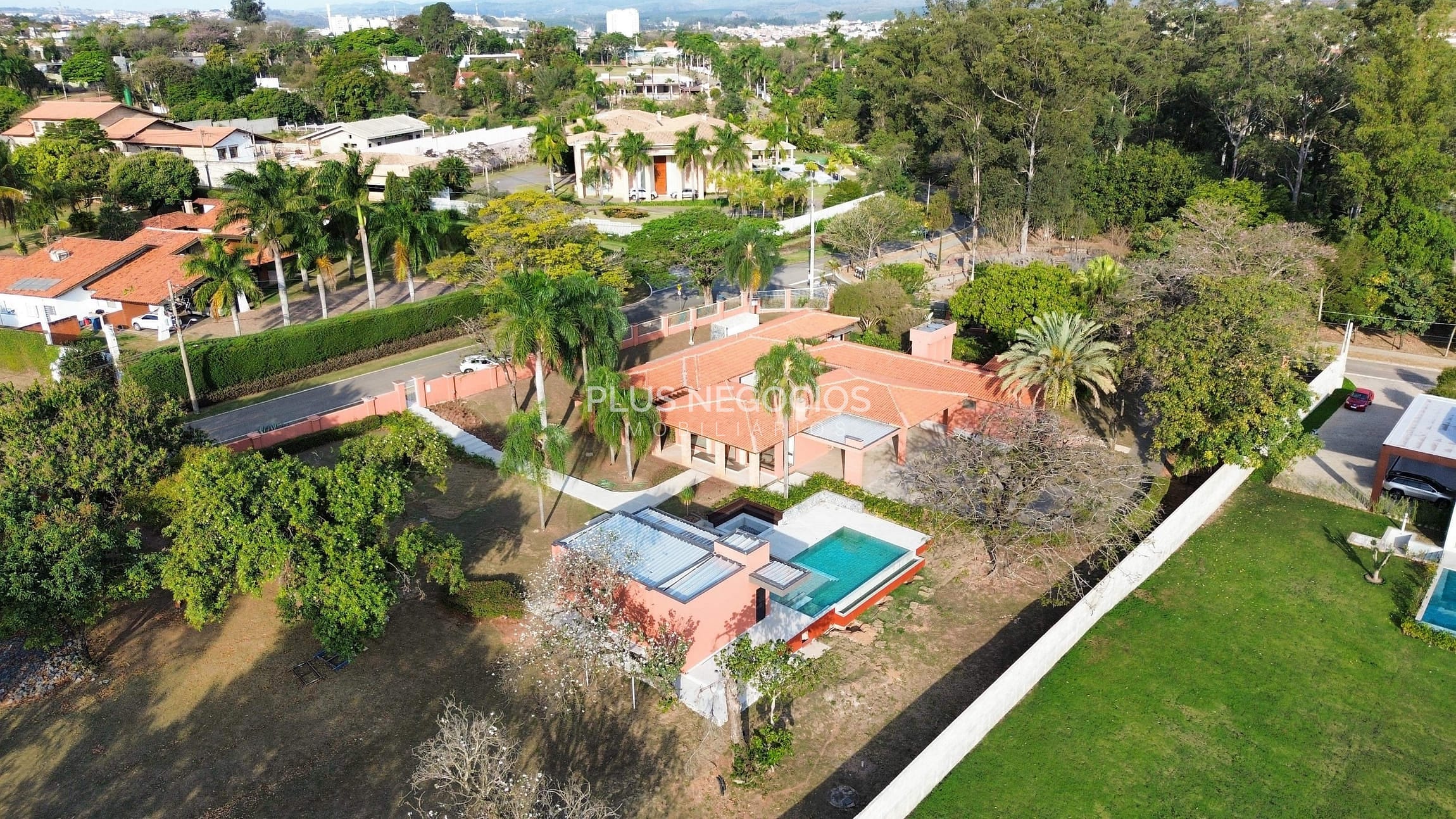 Casa, 5 quartos, 650 m² - Foto 2