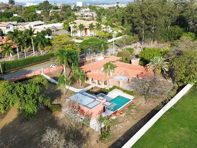 Casa com 5400m² 5 quartos e 7 banheiros, à venda ou para alugar, no bairro Condomínio Chácara Santa Maria em Votorantim