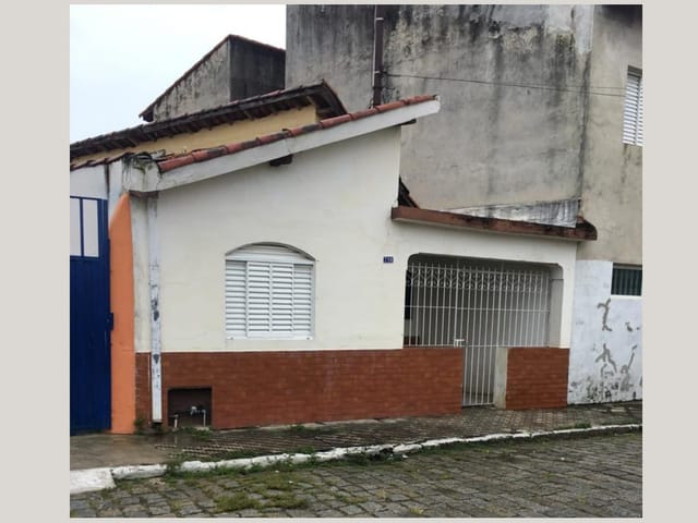 Casa com 125m² 2 quartos e 1 banheiro, à venda, no bairro Cabelinha em Lorena
