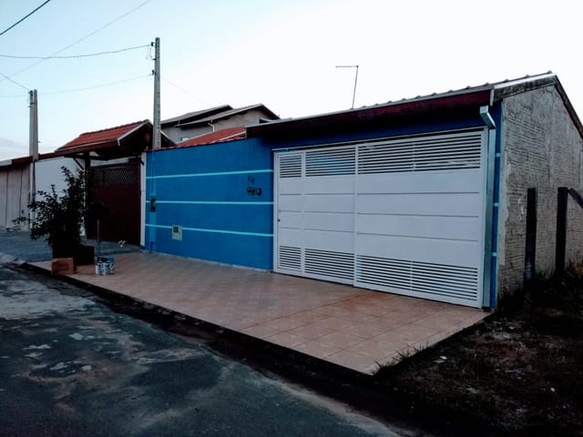 Casa com 200m² 2 quartos e 1 banheiro, à venda, no bairro Cesar Park em Pindamonhangaba