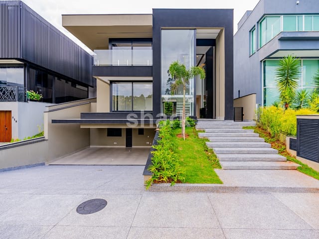 Casa com 450m² 5 quartos e 7 banheiros, à venda, no bairro Tamboré em Santana de Parnaíba