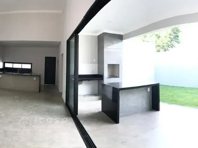 Casa com 300m² 3 quartos e 3 banheiros, à venda, no bairro Olaria em Lorena