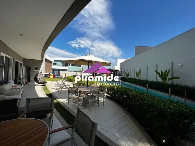 Casa com 750m² 4 quartos e 6 banheiros, à venda, no bairro Urbanova em São José dos Campos