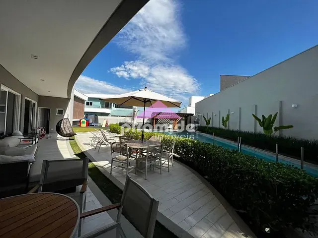 Casa com 750m² 4 quartos e 6 banheiros, à venda, no bairro Urbanova em São José dos Campos