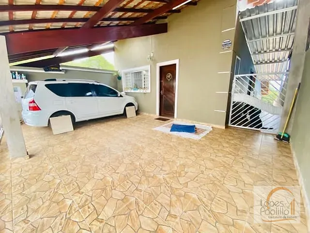Casa com 225m² 3 quartos e 2 banheiros, à venda, no bairro Vila Olga em Atibaia