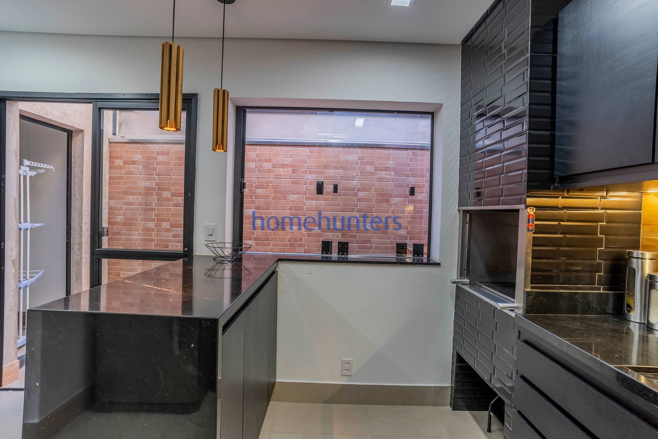 Casa à venda com 2 quartos, 82m² - Foto 9