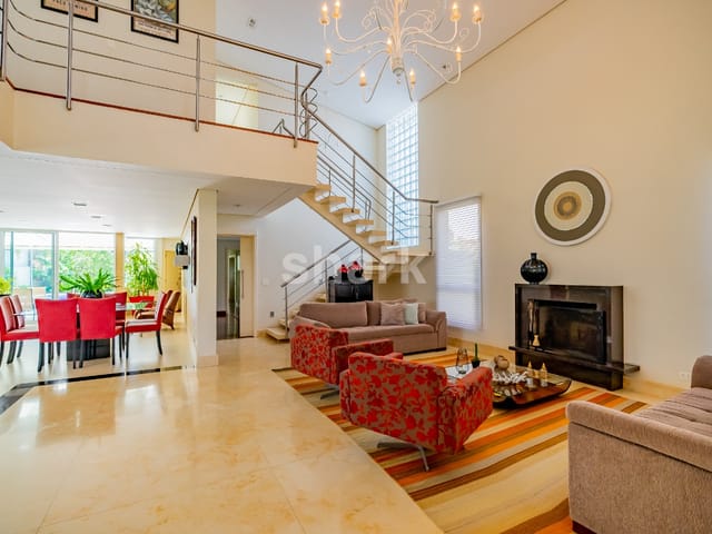 Casa com 630m² 3 quartos e 5 banheiros, à venda ou para alugar, no bairro Alphaville em Santana de Parnaíba