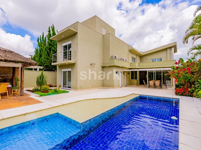 Casa com 630m² 3 quartos e 5 banheiros, à venda ou para alugar, no bairro Alphaville em Santana de Parnaíba