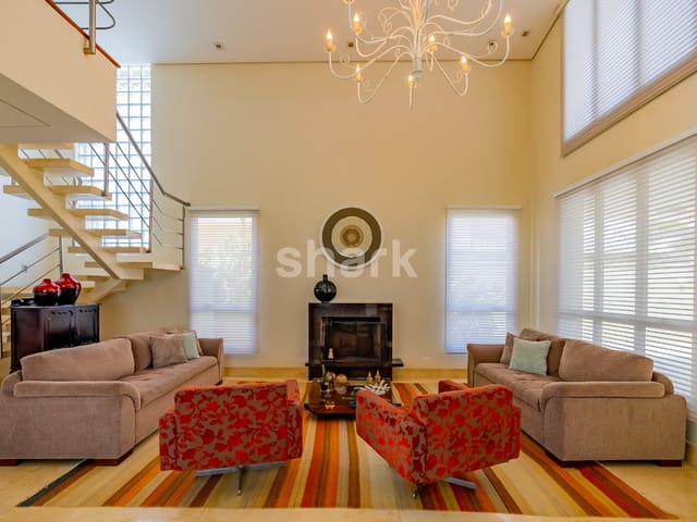 Casa com 630m² 3 quartos e 5 banheiros, à venda ou para alugar, no bairro Alphaville em Santana de Parnaíba