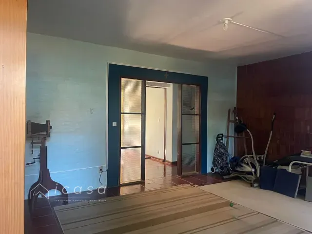 Casa com 450m² 3 quartos e 3 banheiros, à venda, no bairro Jardim Esplanada em São José dos Campos