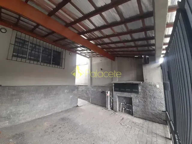 Casa com 340m² 5 quartos e 3 banheiros, à venda, no bairro Chácara do Visconde em Taubaté
