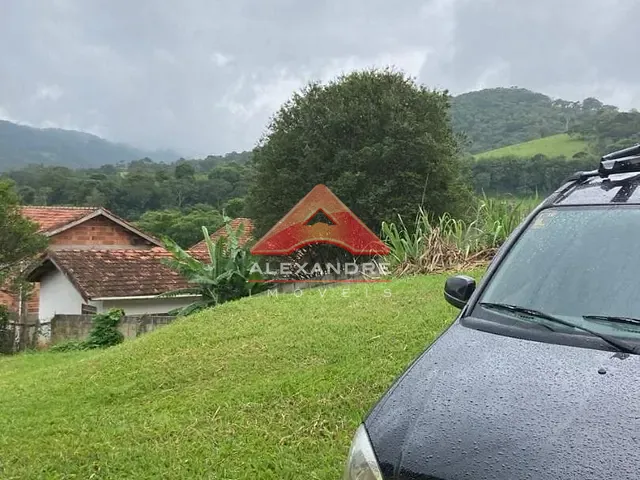 Casa com 640m² 2 quartos e 1 banheiro, à venda, no bairro Jose da Rosa em Santo Antônio do Pinhal