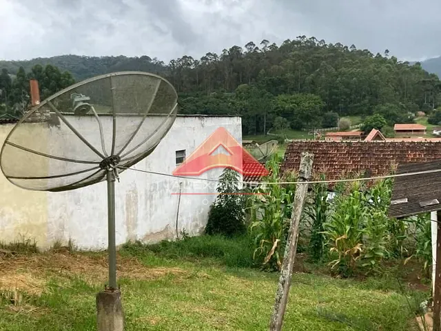 Casa com 640m² 2 quartos e 1 banheiro, à venda, no bairro Jose da Rosa em Santo Antônio do Pinhal