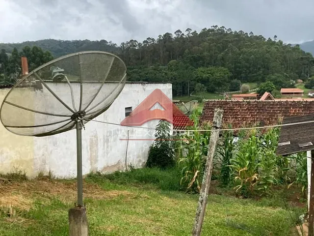Casa com 640m² 2 quartos e 1 banheiro, à venda, no bairro Jose da Rosa em Santo Antônio do Pinhal